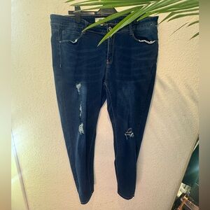 Dark denim faded skinny jean
